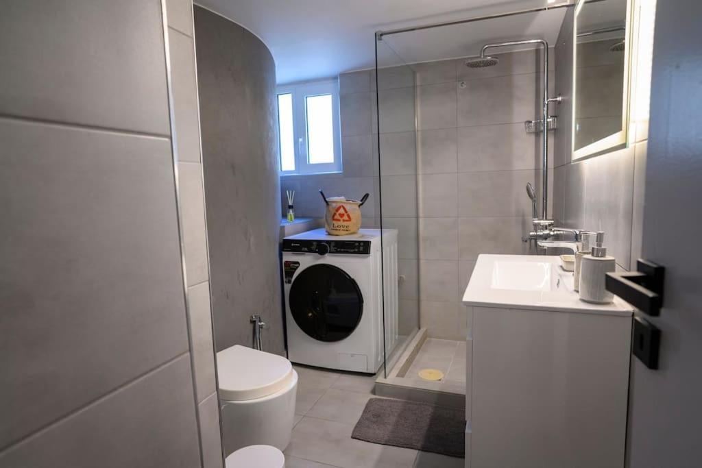 Apartmán Seaview Orchid 2 Bed Elegance Atény Exteriér fotografie